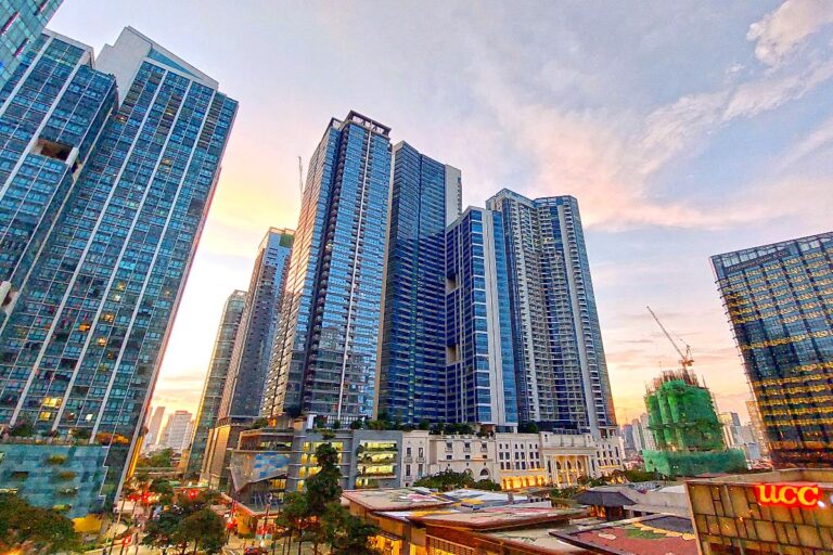 What Makes Uptown Bonifacio Ideal For Investment?